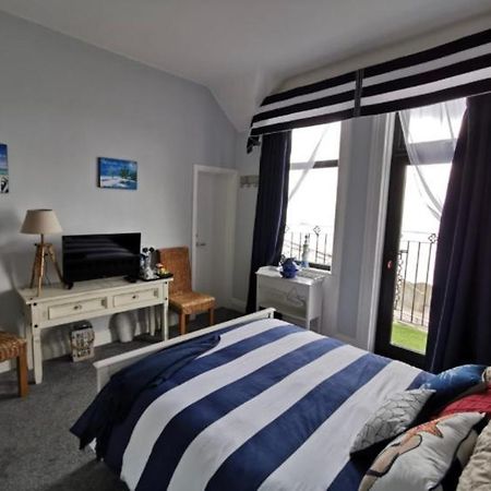 Conlyn House Bed and Breakfast Newcastle  Buitenkant foto