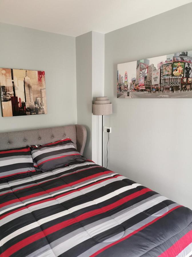 Conlyn House Bed and Breakfast Newcastle  Buitenkant foto